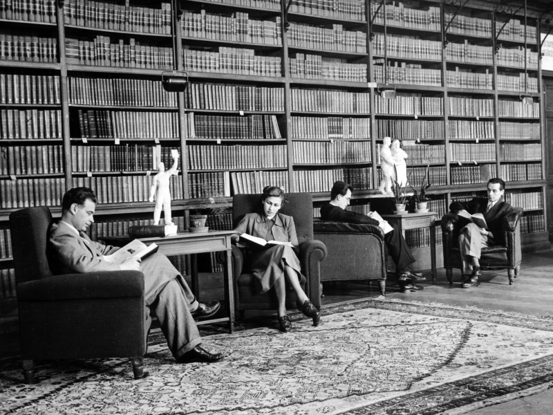 On new European social media platforms, reading and Chat Control